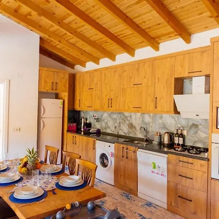 Hotel Dessa / Kalkan 4*